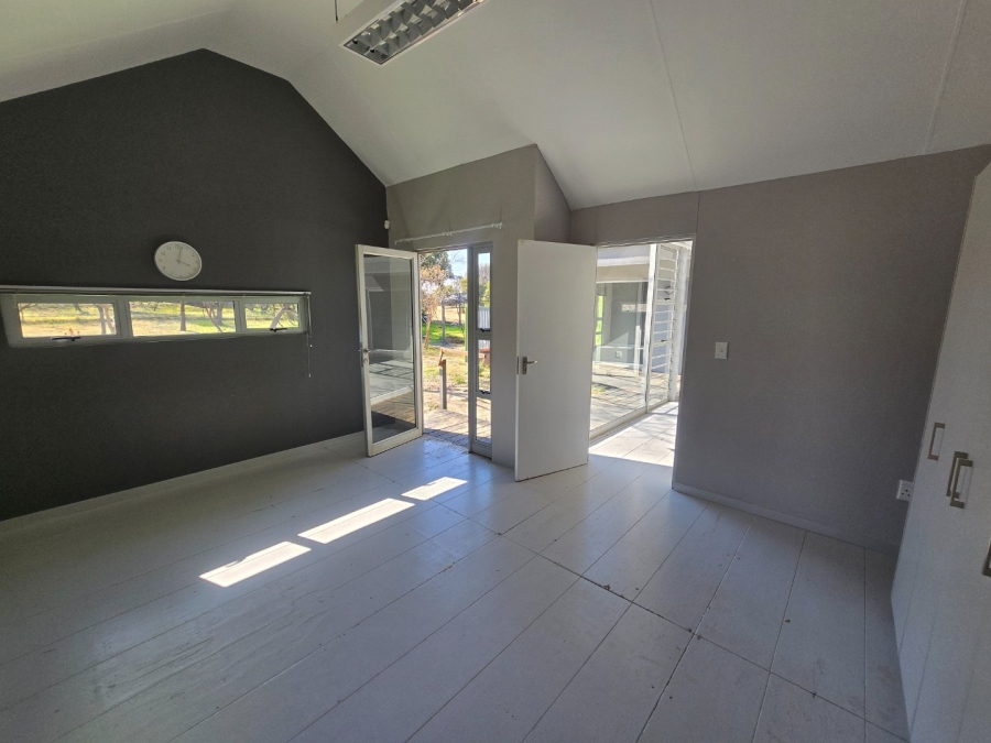 14 Bedroom Property for Sale in Rayton Free State